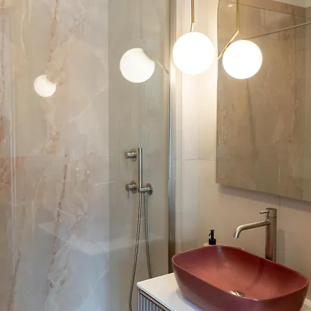بيت ضيافة Saint Nicolhouse 3*