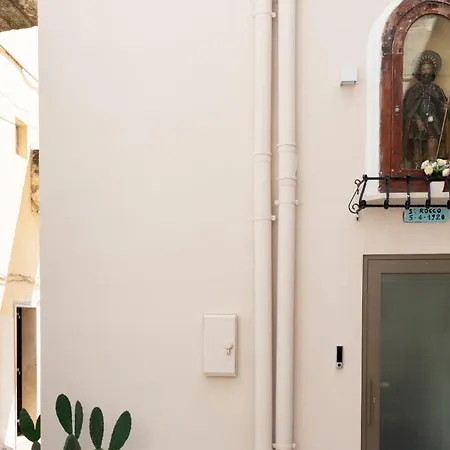 Saint Nicolhouse باري